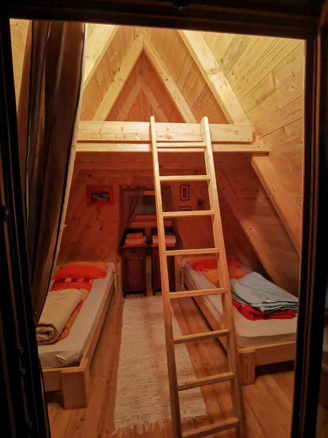 Glamping Mm Ξενοδοχείο Muta Εξωτερικό φωτογραφία