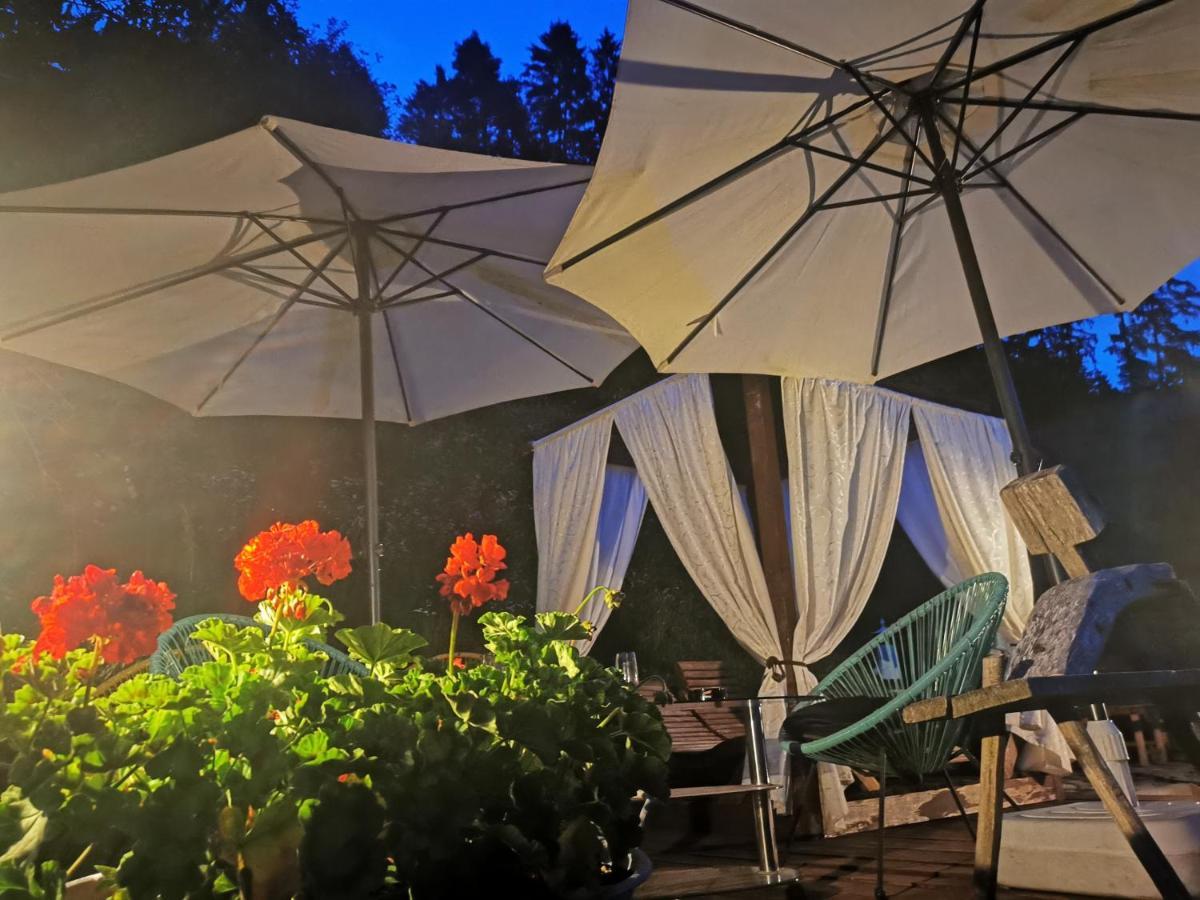 Glamping Mm Ξενοδοχείο Muta Εξωτερικό φωτογραφία